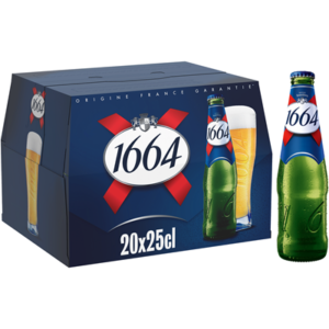 Découvrez la délicieuse 1664 Bière blonde 5.5° dans un format pratique de 20 packs de 25 cl en verre perdu. Laissez-vous tenter par cette bière rafraîchissante aux saveurs éclatantes !